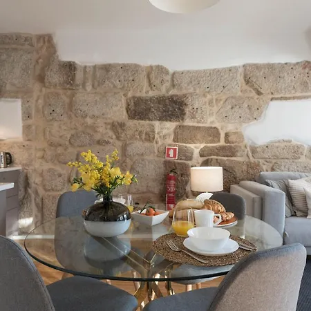 Lovelystay - Sao Domingos Apartment Porto Buitenkant foto